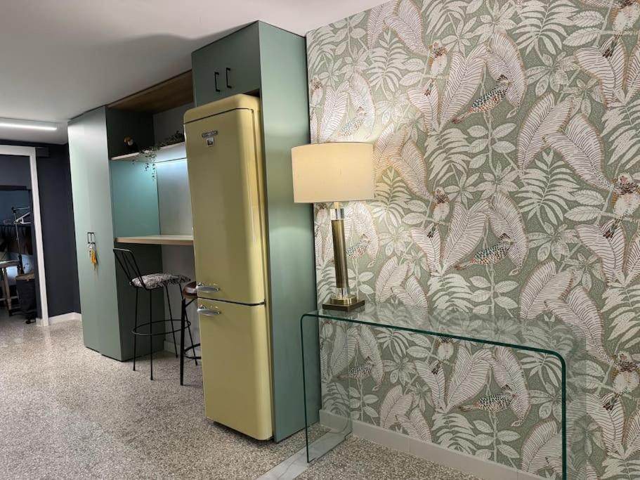 μπροστά στη πλατεία ναυαρίνου/τσιμισκη Apartment Thessaloniki